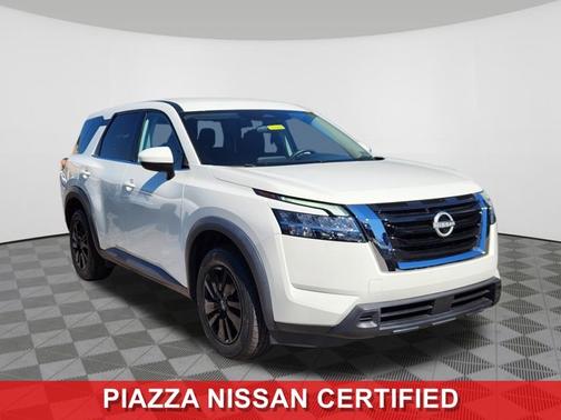 Glacier White 2022 Nissan Pathfinder S