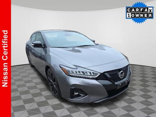 2022 Nissan Maxima SR