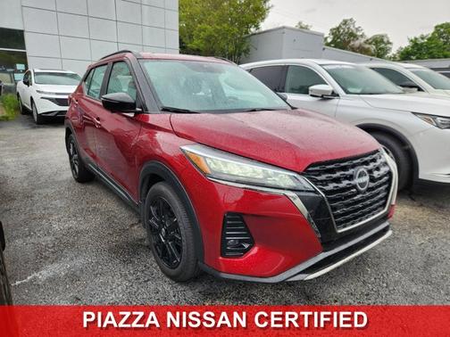 Scarlet Ember 2024 Nissan Kicks SR