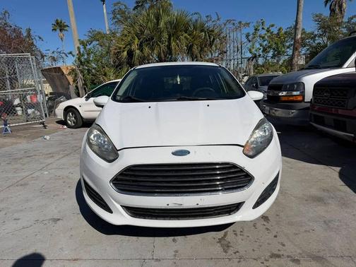 2014 Ford Fiesta S