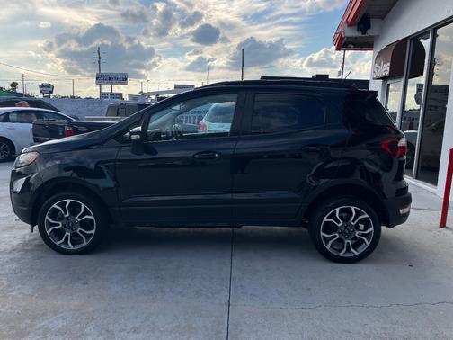 2020 Ford EcoSport SES