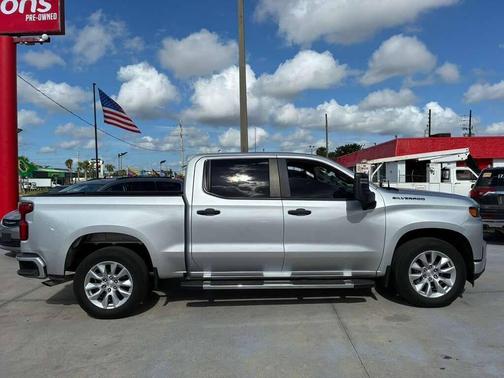 Silver Ice Metallic 2021 Chevrolet Silverado 1500 Custom