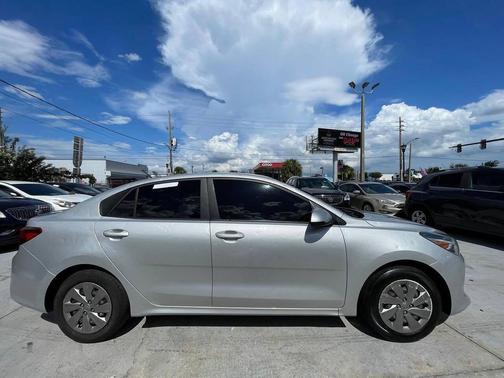 Silky Silver 2019 Kia Rio S