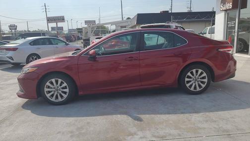 2020 Toyota Camry LE