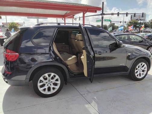 2011 BMW X5 xDrive 35i Sport Activity