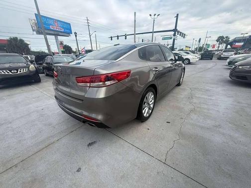 Platinum Graphite 2016 Kia Optima LX