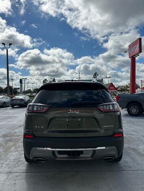 2019 Jeep Cherokee