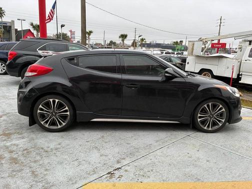 2017 Hyundai Veloster Turbo
