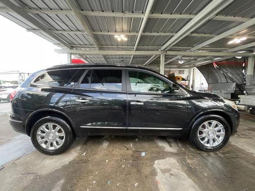 Carbon Black Metallic 2014 Buick Enclave Premium