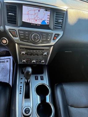 2019 Nissan Pathfinder SL