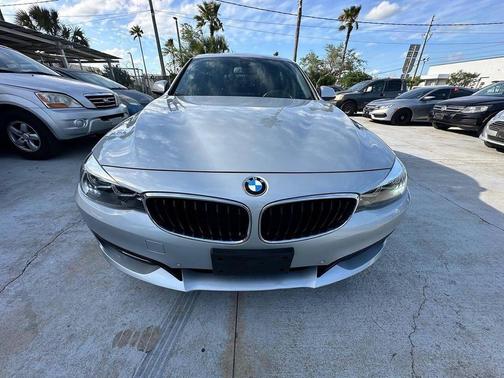 Glacier Silver Metallic 2017 BMW 330 Gran Turismo xDrive