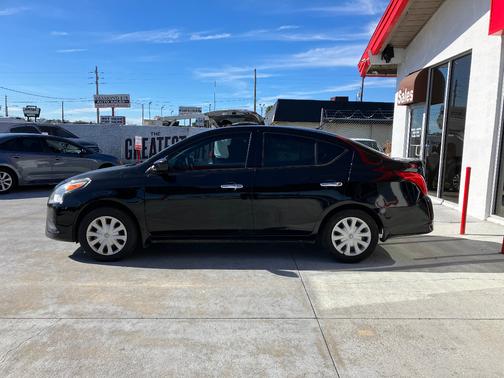 2017 Nissan Versa