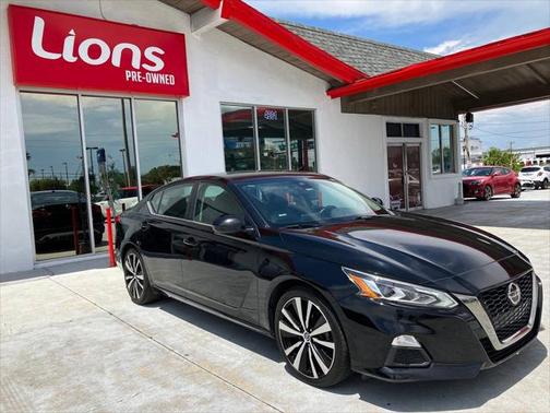 2020 Nissan Altima SR FWD