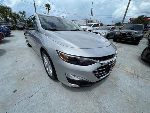 Dark Ash Metallic 2022 Chevrolet Malibu FWD LT