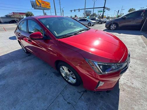 2020 Hyundai ELANTRA SEL