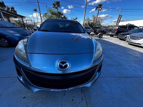 Blue 2013 Mazda Mazda3 i SV