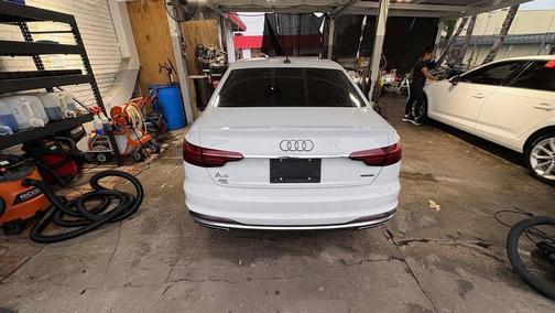 Glacier White Metallic 2022 Audi A4 45 S line Premium Plus