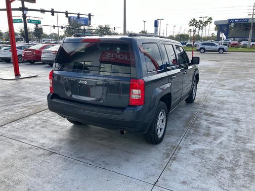 2016 Jeep Patriot Sport