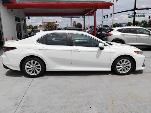 2021 Toyota Camry LE