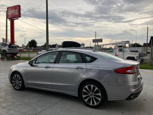 2020 Ford Fusion SE