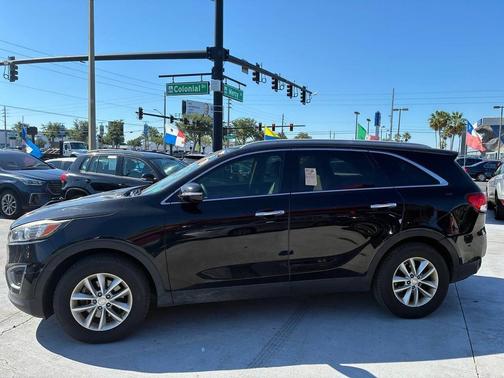 Ebony Black 2018 Kia Sorento LX