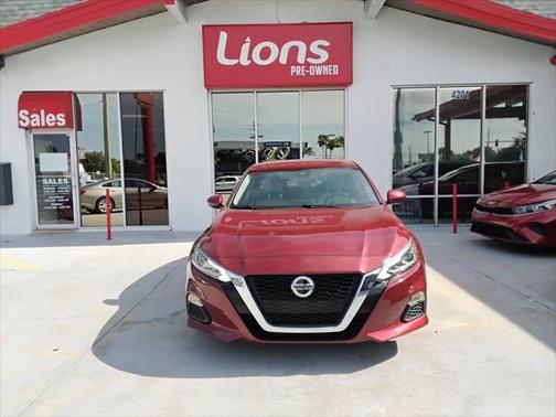 2022 Nissan Altima 2.5 SV