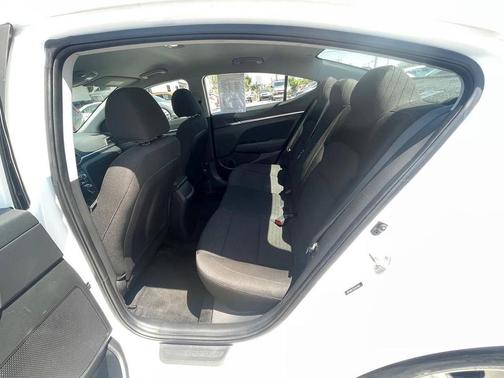 Quartz White Pearl 2019 Hyundai ELANTRA Value Edition
