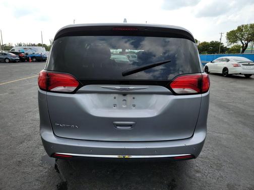 2019 Chrysler Pacifica Touring