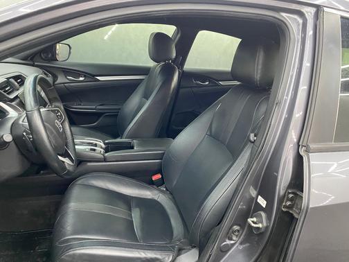 2019 Honda Civic EX-L