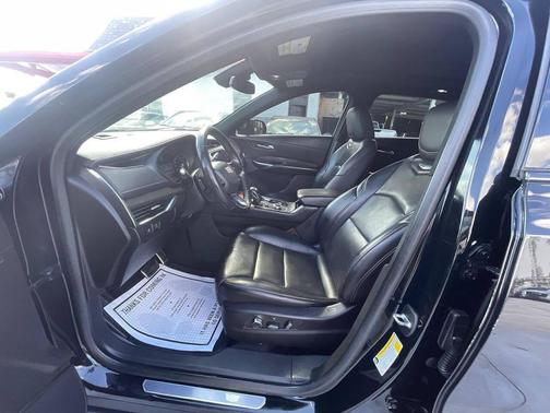 Stellar Black Metallic 2019 Cadillac XT4 Sport