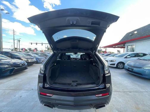 Stellar Black Metallic 2019 Cadillac XT4 Sport