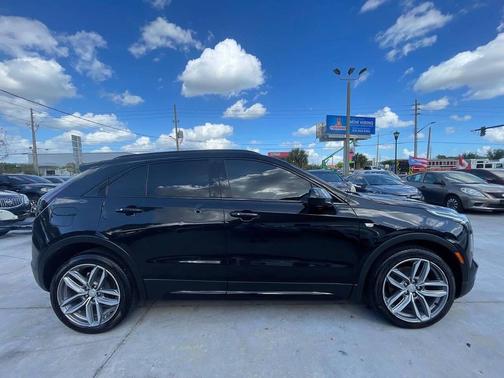 Stellar Black Metallic 2019 Cadillac XT4 Sport