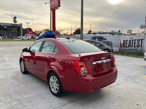 2016 Chevrolet Sonic LT