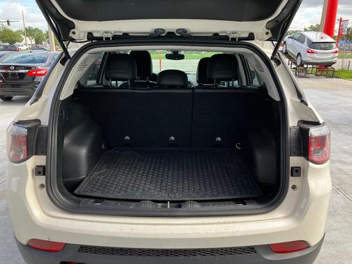 2019 Jeep Compass Sport