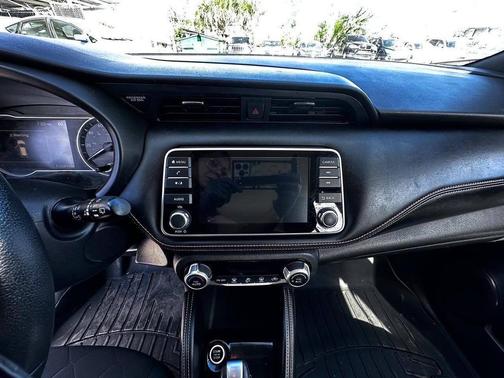 2018 Nissan Kicks SR