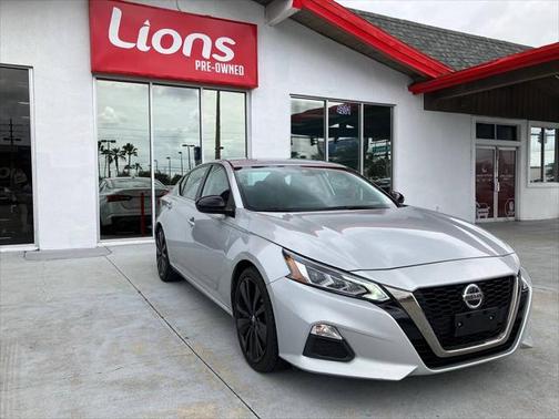 2020 Nissan Altima SR FWD