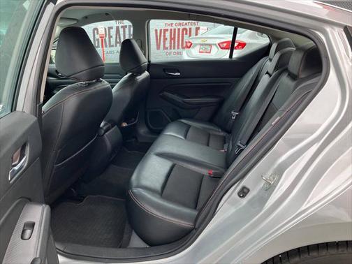 2020 Nissan Altima SR FWD