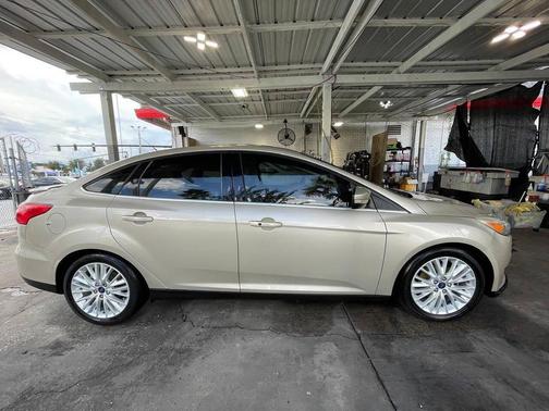 Ingot Silver 2018 Ford Focus Titanium