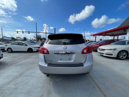 Brilliant Silver 2015 Nissan Rogue Select S