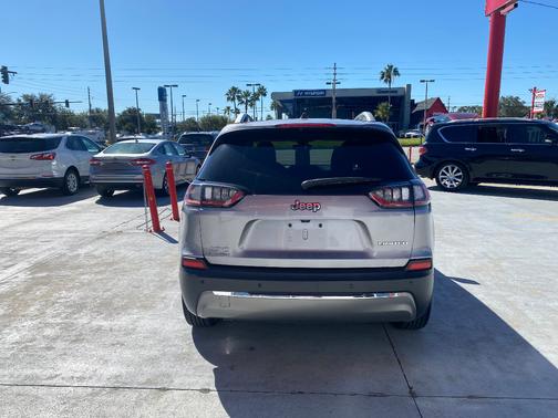 2019 Jeep Cherokee
