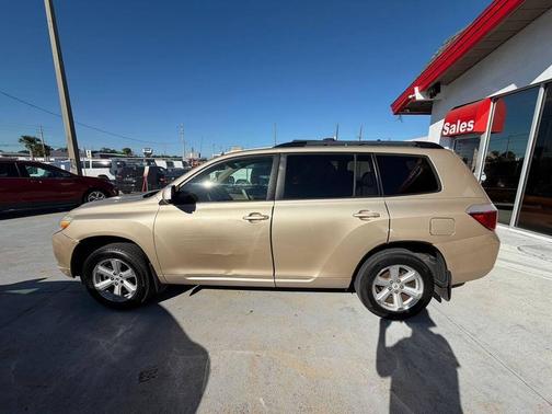 2010 Toyota Highlander SE