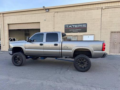 2006 Chevrolet Silverado 2500 LT2