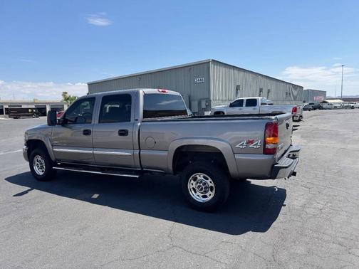 2007 GMC Sierra 2500 SLT H/D Crew Cab