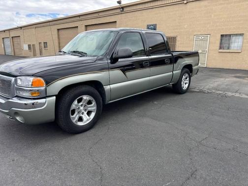 2004 GMC Sierra 1500 SLE Crew Cab