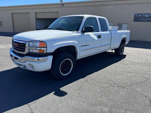 2003 GMC Sierra 2500 SLE H/D Extended Cab