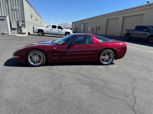 2003 Chevrolet Corvette Base