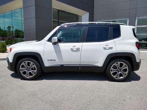 Photo 5 of 50 of 2015 Jeep Renegade Limited