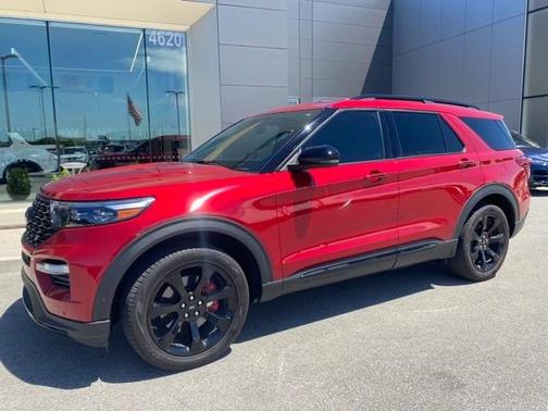 Photo 1 of 50 of 2020 Ford Explorer ST