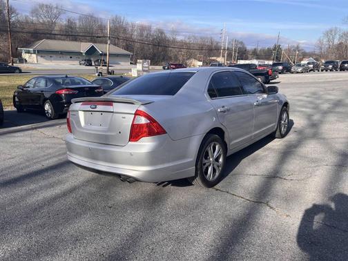 2012 Ford Fusion SE
