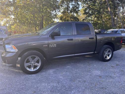 2017 RAM 1500 Express